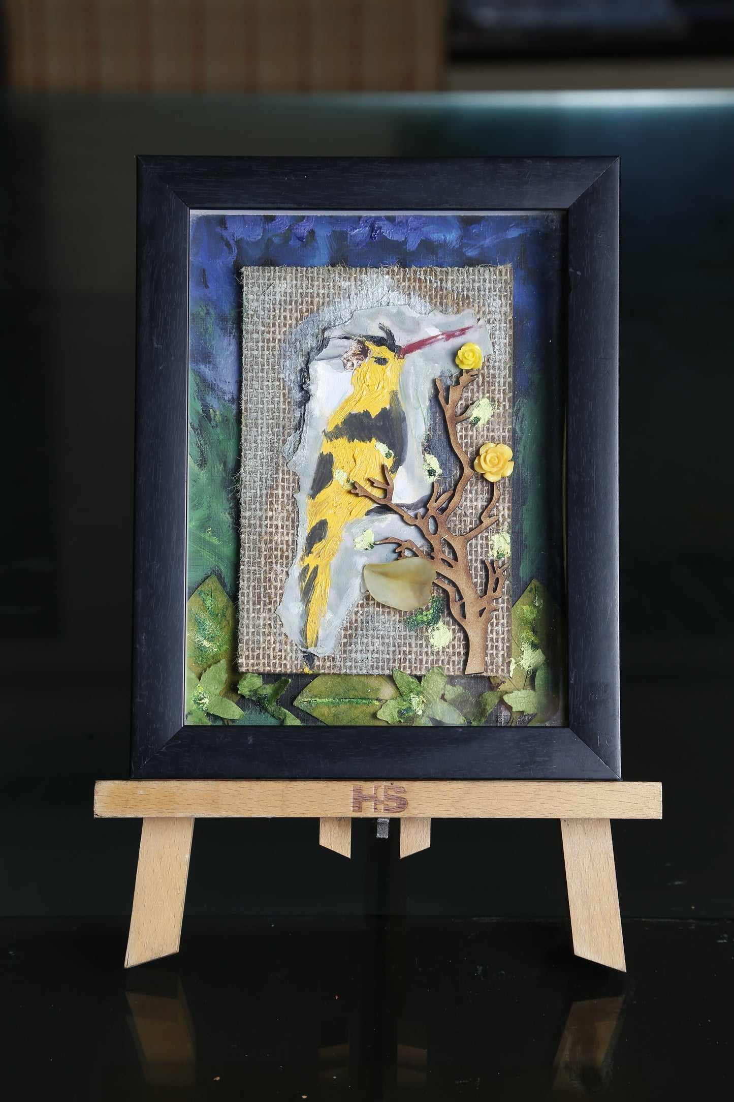 Yellow Oriole & Blossoms
